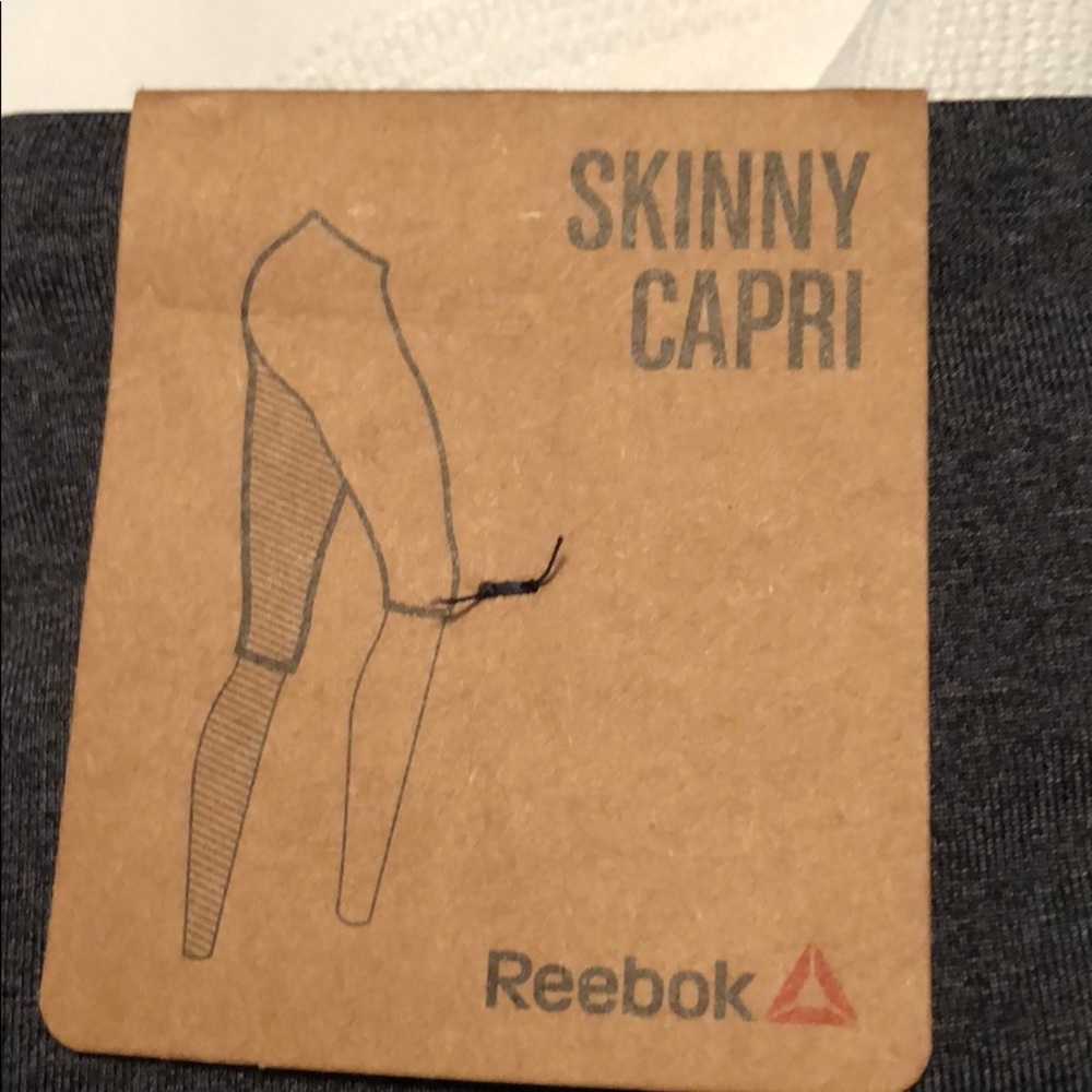 NWT Reebok Skinny Capri pants charcoal gray xs - Picture 5 of 7